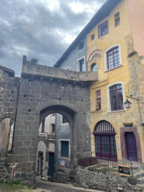 Aux Portes du Mont Anis